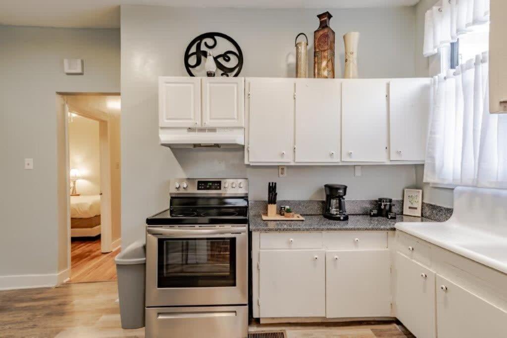Dauphin District Darling #1-Downtown, Restaurants Apartment โมบิล ภายนอก รูปภาพ