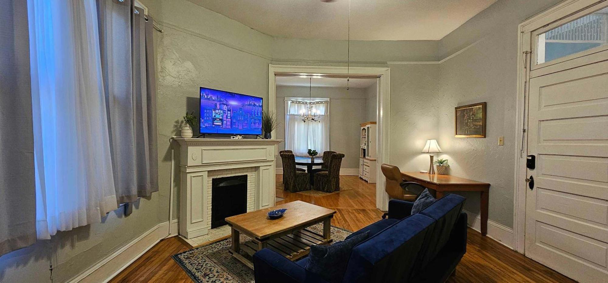 Dauphin District Darling #1-Downtown, Restaurants Apartment โมบิล ภายนอก รูปภาพ